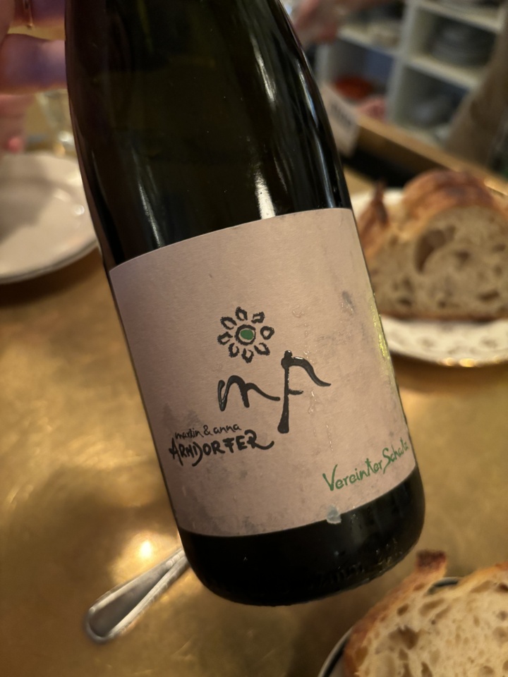 Arndorfer Vereinter Schatz White wine from Austria